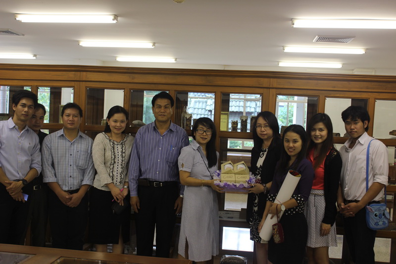 คณะนิติศาสตร์จัดกิจกรรมโครงการศึกษาสมุนไพรไทย สมุนไพรพื้นบ้าน ภูมิปัญญาไทย คณะนิติศาสตร์จัดกิจกรรมโครงการศึกษาสมุนไพรไทย สมุนไพรพื้นบ้าน ภูมิปัญญาไทย