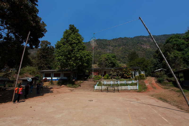 ขอเชิญชวนนักศึกษาที่มีความสนใจร่วมสนับสนุนปรับปรุงโรงเรียนบ้านสบลาน อำเภอออมก๋อย จังหวัดเชียงใหม่ ขอเชิญชวนนักศึกษาที่มีความสนใจร่วมสนับสนุนปรับปรุงโรงเรียนบ้านสบลาน อำเภอออมก๋อย จังหวัดเชียงใหม่