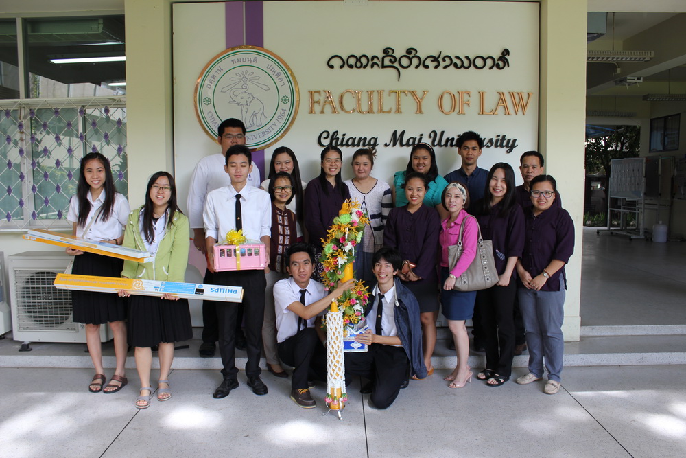 คณะนิติศาสตร์ ร่วมถวายเทียนพรรษา พร้อมปัจจัย เนื่องในฤดูกาลเข้าพรรษา ณ วัดกู่ม่านมงคลชัย ตำบลสันปูเลย อำเภอดอยสะเก็ด จ.เชียงใหม่ 