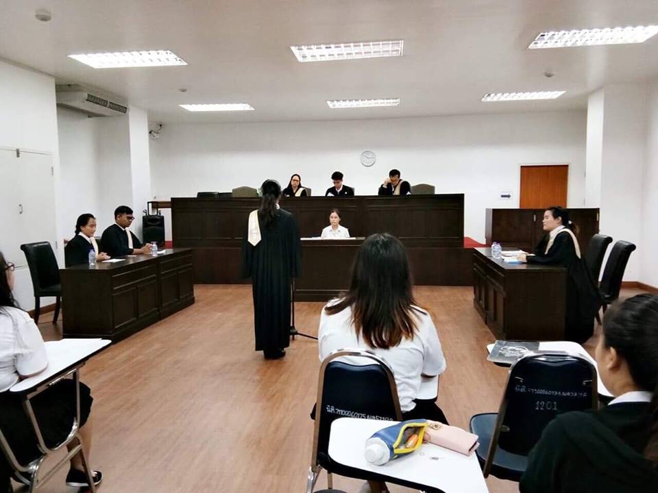 คณะนิติศาสตร์จัดโครงการแข่งขันการว่าความศาลจำลอง ภายในคณะรอบคัดเลือก คณะนิติศาสตร์จัดโครงการแข่งขันการว่าความศาลจำลอง ภายในคณะรอบคัดเลือก