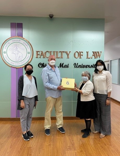 ต้อนรับผู้ช่วยผู้พิพากษา The Hon. Associate Justice Rodney Randall ต้อนรับผู้ช่วยผู้พิพากษา The Hon. Associate Justice Rodney Randall