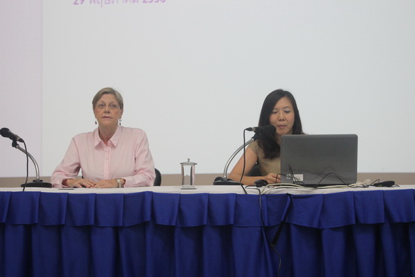 คณะนิติศาสตร์จัดโครงการปฐมนิเทศนักศึกษาใหม่ ประจำปีการศึกษา 2556