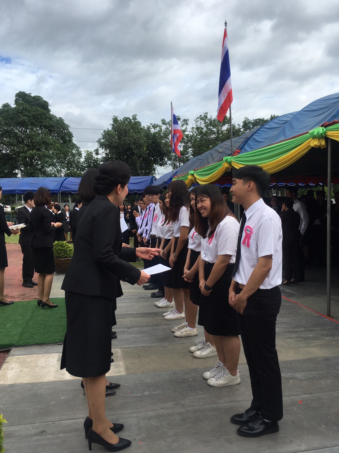 คณะนิติศาสตร์ มหาวิทยาลัยเชียงใหม่ ร่วมถวายพวงมาลาเนื่องในงานวันรพี ประจำปี 2562