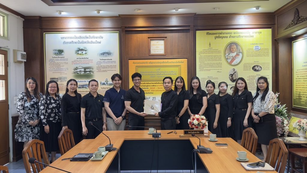 🤝 คณะนิติศาสตร์ มช. เดินหน้าสร้างเครือข่ายวิชาการ ร่วมหารือ 3 โรงเรียนดังในเชียงใหม่ เตรียมความพร้อมรับเข้าศึกษา TCAS รอบ 1 และร่วมมือพัฒนาระบบเรียนออนไลน์
